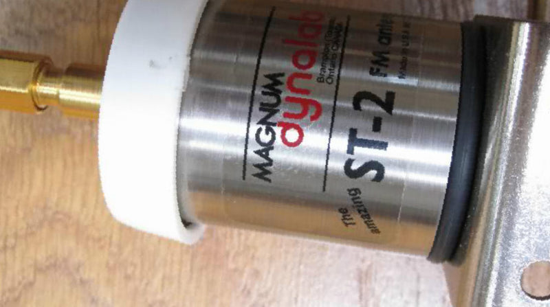 Load image into Gallery viewer, Magnum Dynalab ST-2 The ST-2 Vertical Omnidirectional FM Antenna